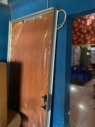 VENDO PORTA