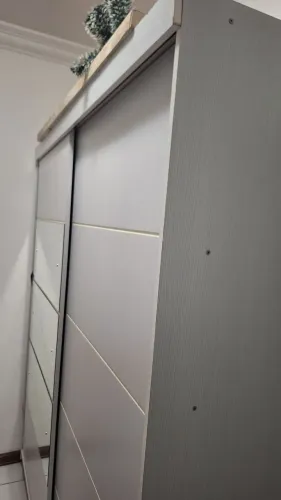 Móveis e utensílios