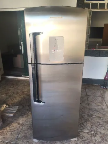 Exelente Geladeira Brastemp Ative, Inox Fostfree, 441litros.