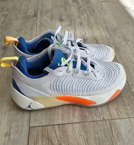 Tenis Jordan Luka 1