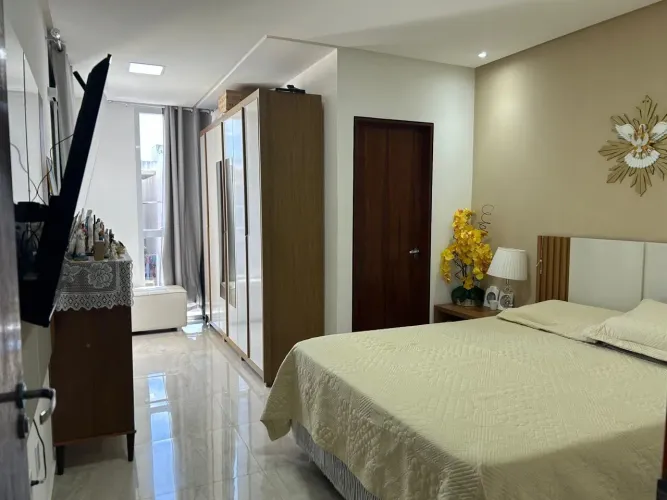 Casa em condomínio na serraria