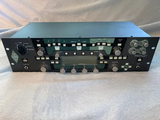 Kemper Profiler Rack 744 Perfis + Estojo para suporte de rack