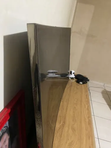 TV Samsung Curva 55 4K UN55HU8700G Liga, Tela Trincada.