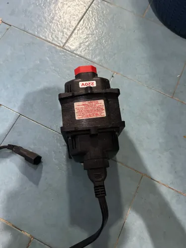 Transformador Fio Lux 5000 VA 01 ano de uso