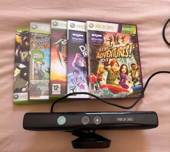 Kinect xbox 360 + 5 jogos