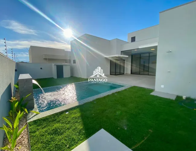 Casa 3 suítes (1 master), piscina c/ hidro, Residencial Recanto Suíço, Sinop-MT