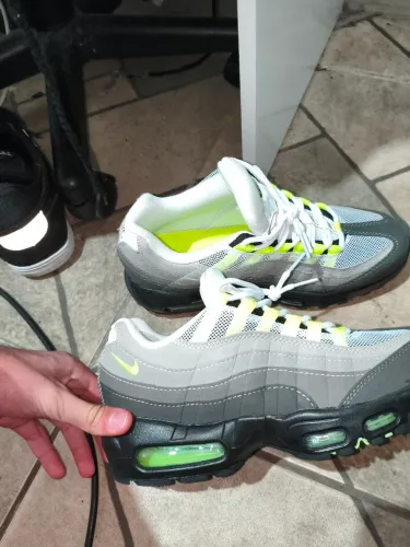 Air Max 95, 41 nunca usado