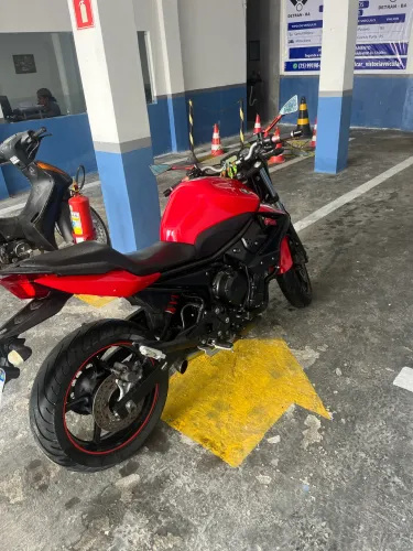 Moto XJ6 600 2012
