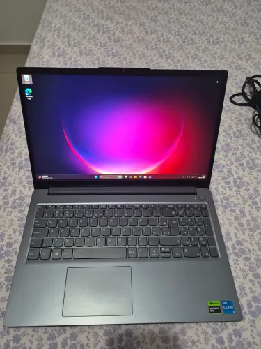 Notebook Lenovo LOQ 15iax9e
