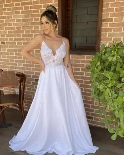 Vendo ou Alugo Vestido de Noiva