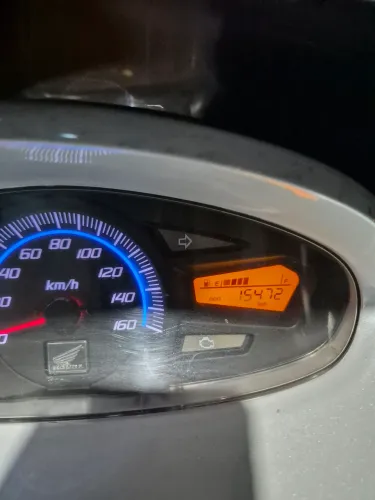 Vendo PCX 2014, branca, pouquíssimo uso, 15 mil km