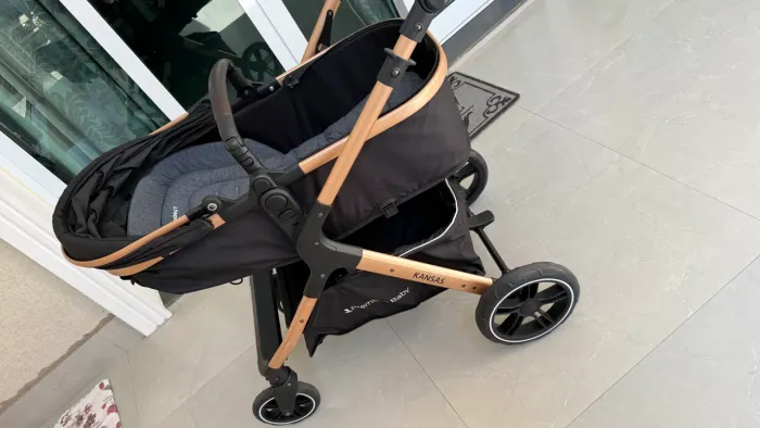 Pra levar hj, carrinho bebê Moisés. ?