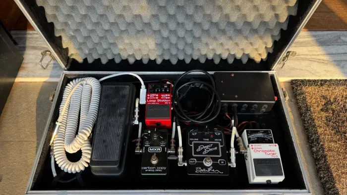 Case Completo - Pedais de Guitarra