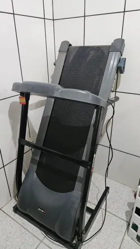 Esteira Kikos E800 Luxe - Com defeito