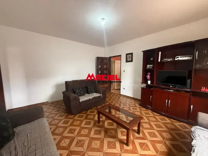 Casa Térrea à Venda no Jardim Portugal em São José dos Campos 3 Dormitórios, Suíte e Exce