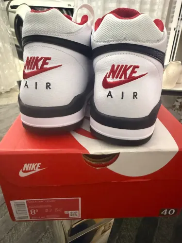 Nike Flight Legacy tamanho 40