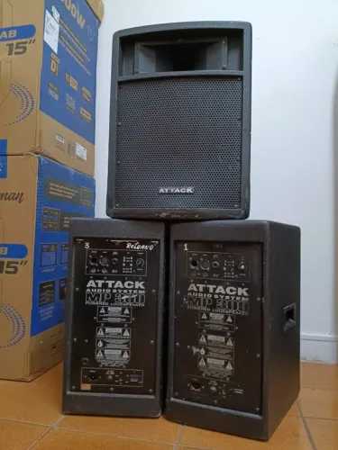 Caixa ativa Attack mp 300 