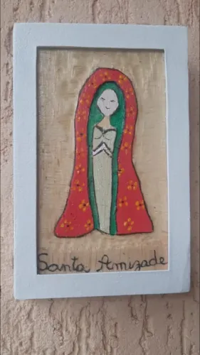Santas ironicas, presentes diferentes? Temos aqui!