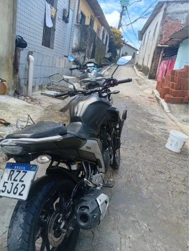 FAZER 250 2023