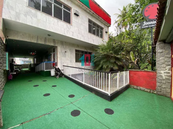 Barra da Tijuca | Casa 4 quartos, sendo 4 suites