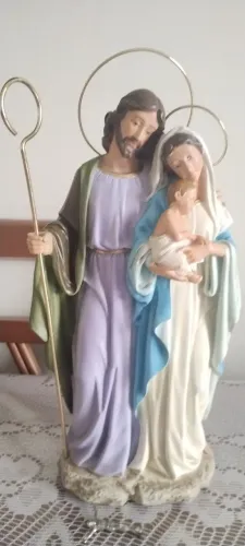 Imagem sagrada família 28 cm resina pintada
