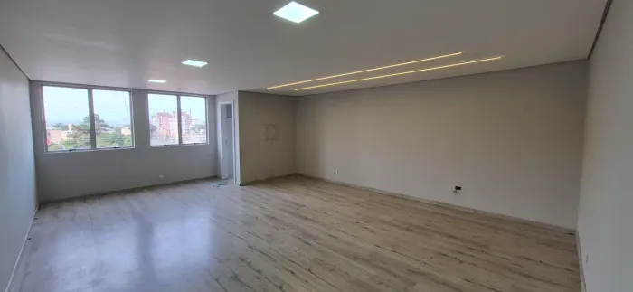 SALA COMERCIAL PARA LOCAÇÃO - CENTRO COMERCIAL CLAUDINO