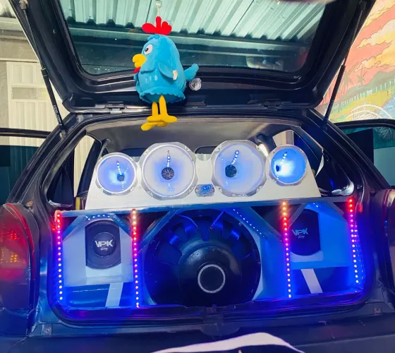 Som automotivo