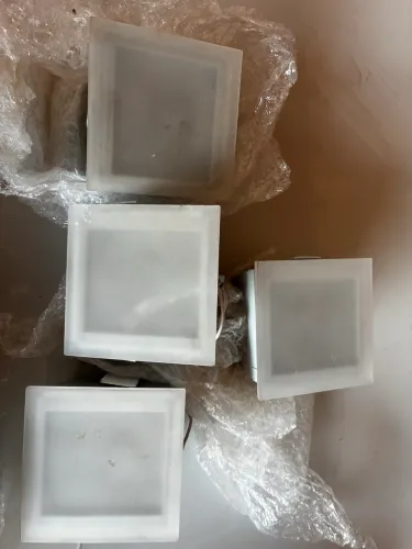 Vendo conjunto de 04 luminárias de vidro