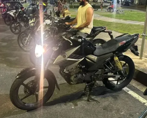 Yamaha YS150 Fazer SED - 2018/2019 - Preta - Conservada