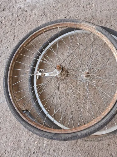 Rodas de bicicleta monark