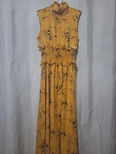 Vestido Longo Mostarda Estampado Floral da SHEIN TAMANHO M - EM BANGU, RJ
