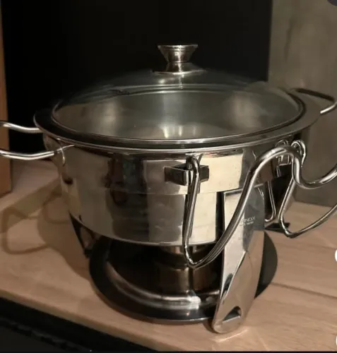 Vendo 02 Rechaud 7 litros banho maria de inox Brinox