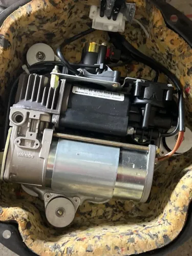 Kompressor da suspensão range rover