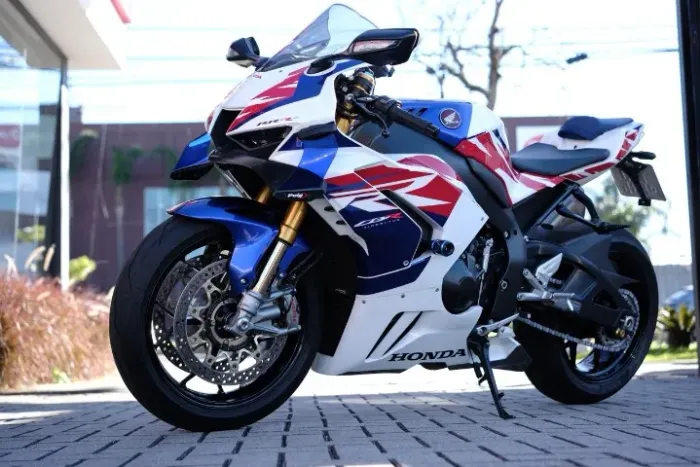 CBR 1000RR-R FIREBLADE SP