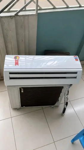 Vende-se um Ar Condicionado de 12 mil Btus Inverte
