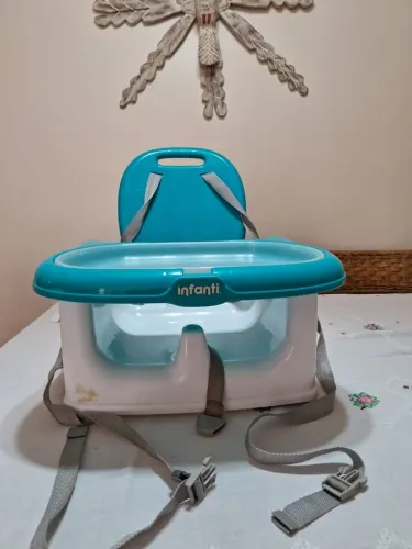 Cadeirinha de alimentação