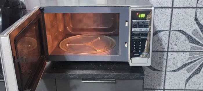 Microondas LG 30 litros Espelhado