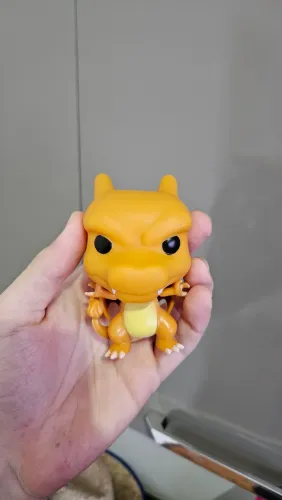 Charizard Funko pop réplica