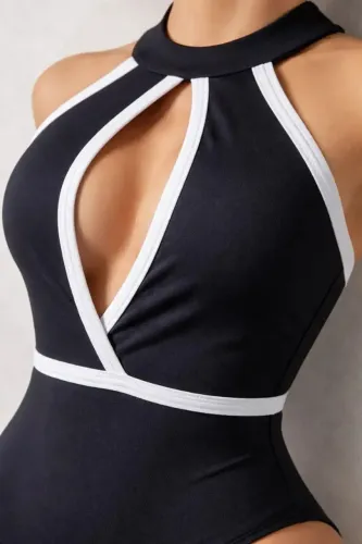 Collant Feminino com detalhes nas costas e frente Únicos e exclusivo