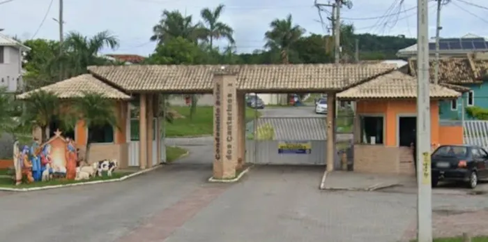 Casa de Condomínio em São Matheus - São Pedro da Aldeia/RJ