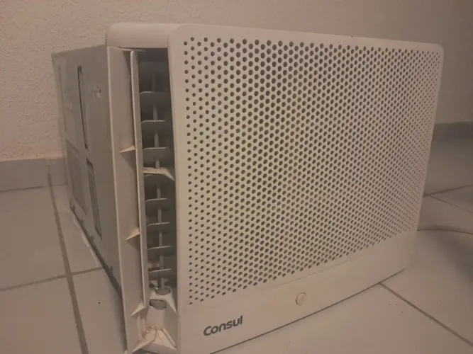 Ar condicionado Consul 7.500 BTUs (modelo digital com controle)