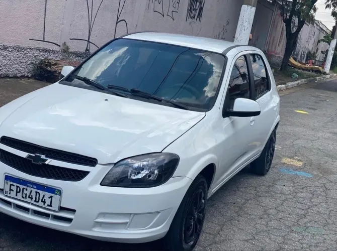 Chevrolet Celta Spirit/ LT 1.0 MPFI 8V Flexp. 5P 2015