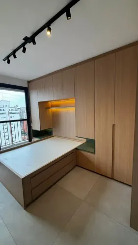 Studio novo p/ Aluguel, 25m², 1 quarto, varanda, Lazer completo, ótimo local: Vila Olímpia