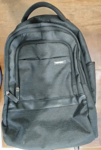 Mochila Executiva para Notebook Le Tour Preta - Excelente Estado