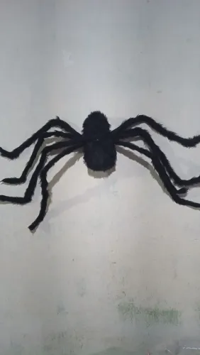 Aranha gigante de decoração Halloween