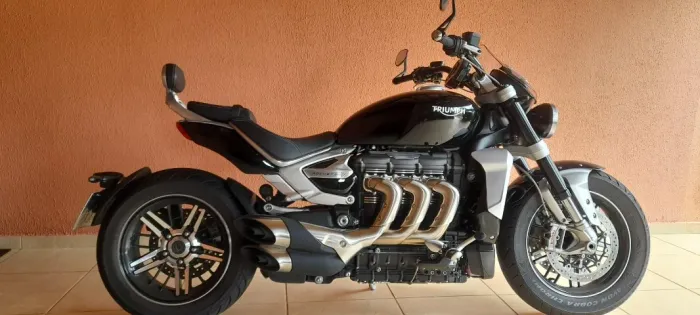 Triumph Rocket lll GT 2024 impecável - Unico dono