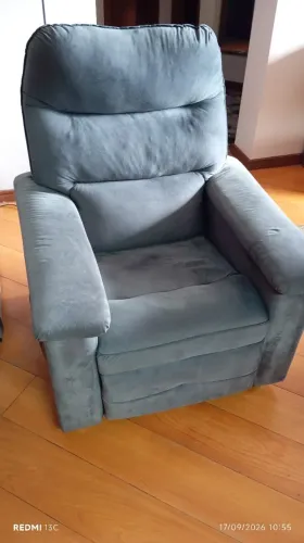 Vendo poltrona do papai