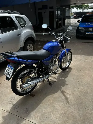 Titan 150