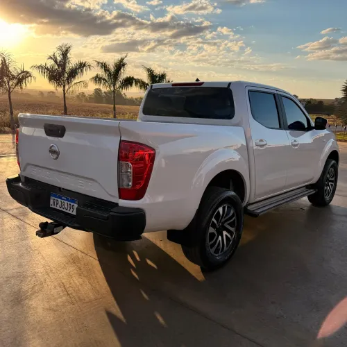 Nissan Frontier S CD 4X4 2.3 TB Diesel Mec. 2023
