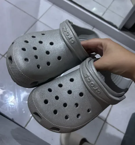 Crocs Glitter Prata Original tamanho 37